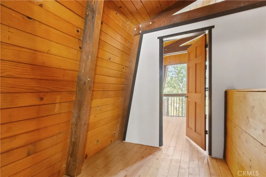 2068 Slippery Elm Road, Wrightwood, California 92397 home-pic-30